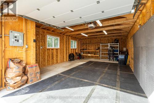 30 Cliftonvale Avenue, London, ON - Indoor Photo Showing Garage