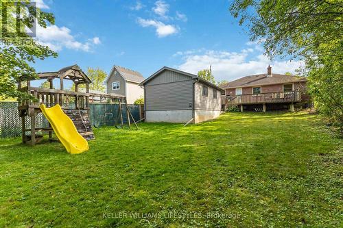 30 Cliftonvale Avenue, London, ON - Outdoor With Exterior