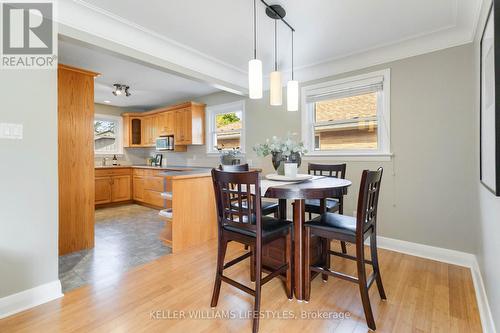 30 Cliftonvale Avenue, London, ON - Indoor Photo Showing Dining Room