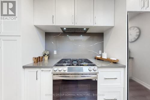 394 Old Orchard Grove, Toronto, ON - Indoor Photo Showing Kitchen