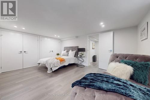 394 Old Orchard Grove, Toronto, ON - Indoor Photo Showing Bedroom