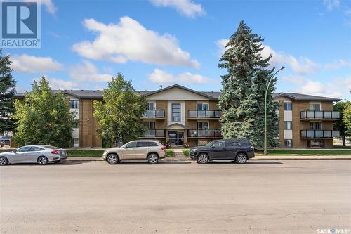 11 111 St Lawrence Crescent, Saskatoon, SK - Outdoor With Facade