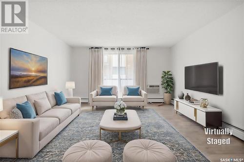 11 111 St Lawrence Crescent, Saskatoon, SK - Indoor Photo Showing Living Room