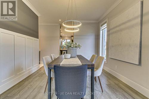 3289 Mersea Street, London, ON - Indoor Photo Showing Dining Room