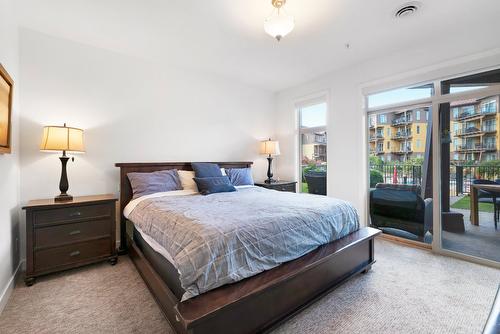 6102-4026 Pritchard Drive, West Kelowna, BC - Indoor Photo Showing Bedroom