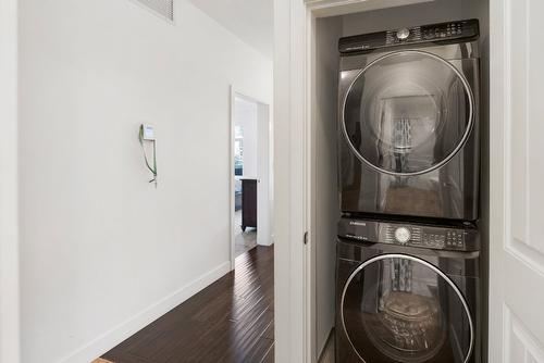 6102-4026 Pritchard Drive, West Kelowna, BC - Indoor Photo Showing Laundry Room