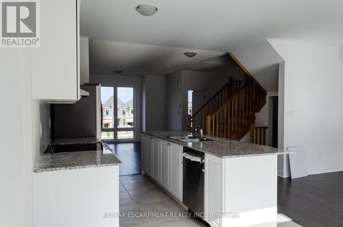 4 - 2481 Badger Crescent, Oakville, ON - Indoor Photo Showing Kitchen With Double Sink