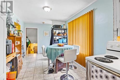 4665 Malden, Windsor, ON - Indoor Photo Showing Kitchen