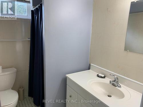 35 Carleton Place, Timmins (Main Area), ON - Indoor Photo Showing Bathroom