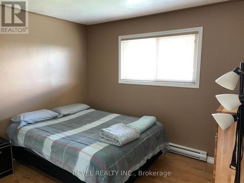 35 Carleton Place, Timmins (Main Area), ON - Indoor Photo Showing Bedroom