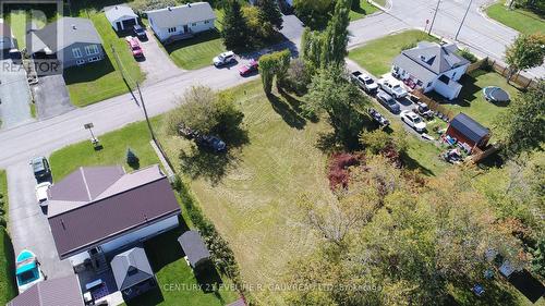 141-142 Algonquin Drive, Temiskaming Shores, ON 