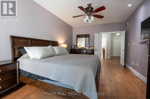 8791 Timberwood Trail, Lambton Shores (Grand Bend), ON - Indoor Photo Showing Bedroom