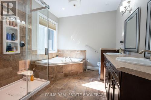 8791 Timberwood Trail, Lambton Shores (Grand Bend), ON - Indoor Photo Showing Bathroom