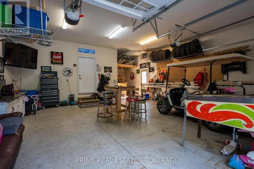 8791 Timberwood Trail, Lambton Shores (Grand Bend), ON - Indoor Photo Showing Garage