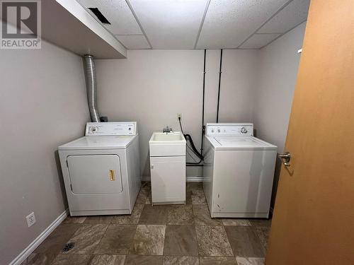 44 Sukunka Place, Tumbler Ridge, BC - Indoor Photo Showing Laundry Room