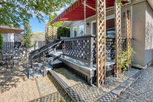 633 Haywood Street, Penticton, BC - Outdoor