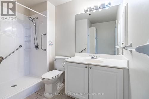 1515 - 100 Burloak Drive, Burlington, ON - Indoor Photo Showing Bathroom