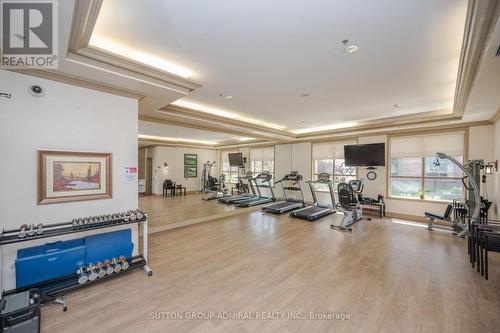 1515 - 100 Burloak Drive, Burlington, ON - Indoor Photo Showing Gym Room