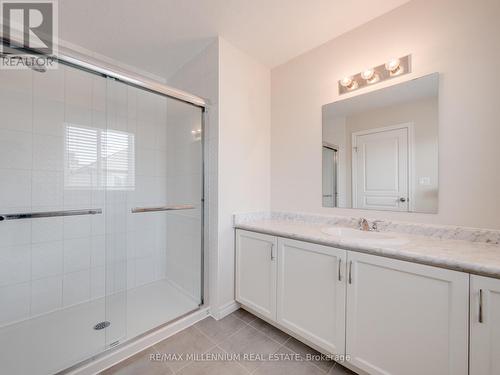 11 Burcombe Cross, Guelph, ON - Indoor Photo Showing Bathroom