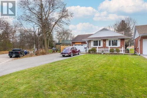 271 Bedford Road, Kitchener, ON - Outdoor With Facade