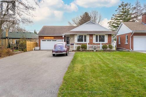 271 Bedford Road, Kitchener, ON - Outdoor With Facade