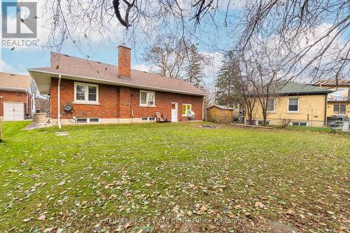 271 Bedford Road, Kitchener, ON - Outdoor