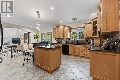 150 Seymour, Lakeshore, ON - Indoor Photo Showing Kitchen