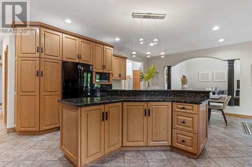 150 Seymour, Lakeshore, ON - Indoor Photo Showing Kitchen