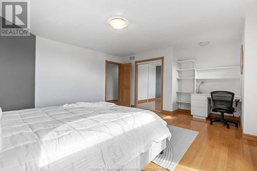 150 Seymour, Lakeshore, ON - Indoor Photo Showing Bedroom