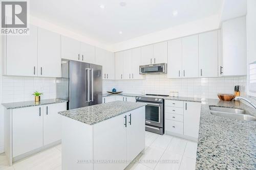 1358 Blackmore Street, Innisfil, ON - Indoor Photo Showing Kitchen With Stainless Steel Kitchen With Double Sink With Upgraded Kitchen