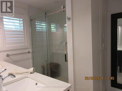 1189 Sunnidale Road, Springwater, ON - Indoor Photo Showing Bathroom