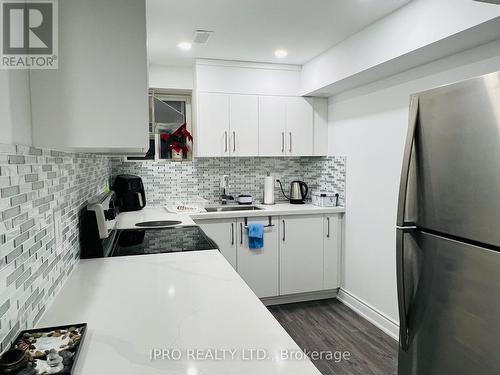 46 Boathouse Road, Brampton, ON - Indoor Photo Showing Kitchen