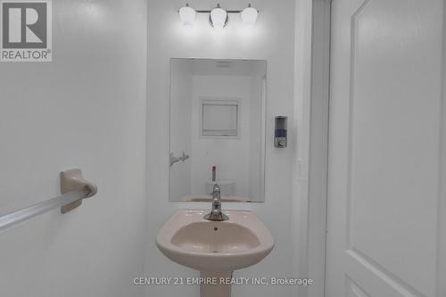 34 Florette Place, Brampton, ON - Indoor Photo Showing Bathroom