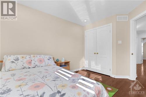 145 Baroness Drive, Ottawa, ON - Indoor Photo Showing Bedroom