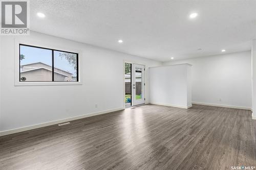 102 Adilman Drive, Saskatoon, SK - Indoor