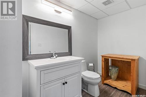 102 Adilman Drive, Saskatoon, SK - Indoor Photo Showing Bathroom