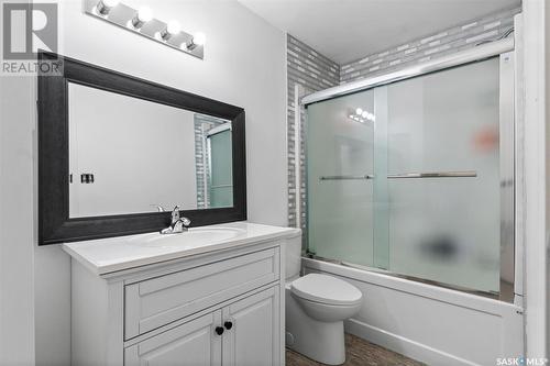 102 Adilman Drive, Saskatoon, SK - Indoor Photo Showing Bathroom