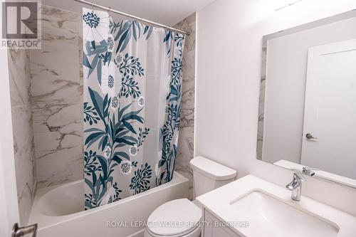 C17 - 10 Palace Street, Kitchener, ON - Indoor Photo Showing Bathroom