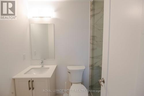 C17 - 10 Palace Street, Kitchener, ON - Indoor Photo Showing Bathroom