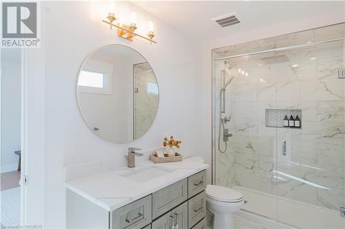 60 Ottawa Avenue, Southampton, ON - Indoor Photo Showing Bathroom