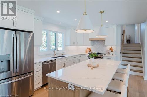 60 Ottawa Avenue, Saugeen Shores, ON - Indoor Photo Showing Kitchen With Stainless Steel Kitchen With Double Sink With Upgraded Kitchen