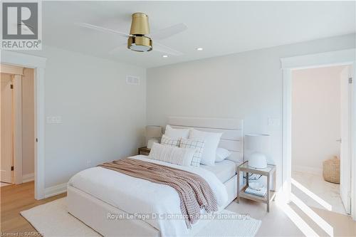 60 Ottawa Avenue, Saugeen Shores, ON - Indoor Photo Showing Bedroom