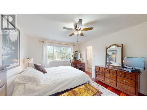 3920 Kahn  Road, Cranbrook, BC - Indoor Photo Showing Bedroom