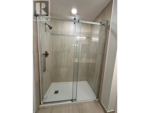 410 5Th  Avenue Unit# 2202, Golden, BC - Indoor Photo Showing Bathroom