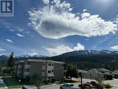 410 5Th  Avenue Unit# 2202, Golden, BC - Outdoor With View