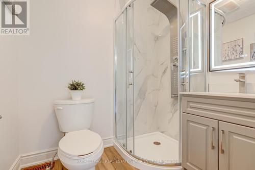 35 Pauline Crescent, Brampton, ON - Indoor Photo Showing Bathroom