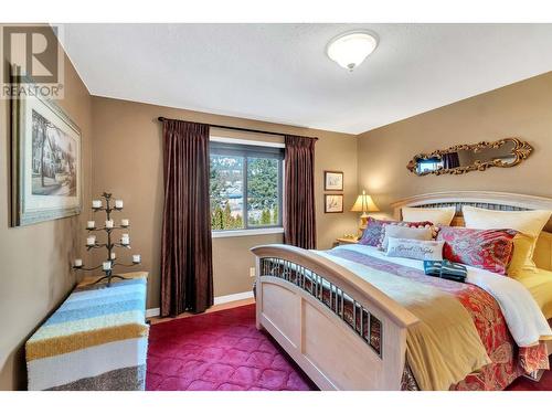 2463 Irvine Ave, Merritt, BC - Indoor Photo Showing Bedroom