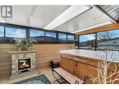 2463 Irvine Ave, Merritt, BC -  With Fireplace