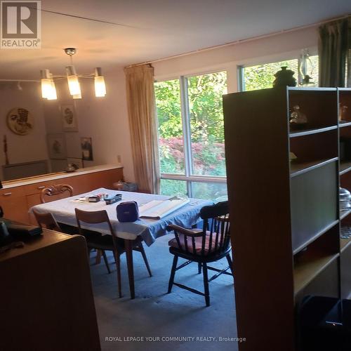 70 Richmond Street, Richmond Hill, ON - Indoor Photo Showing Dining Room