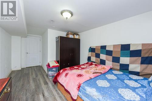 52 Courtleigh Square, Brampton, ON - Indoor Photo Showing Bedroom